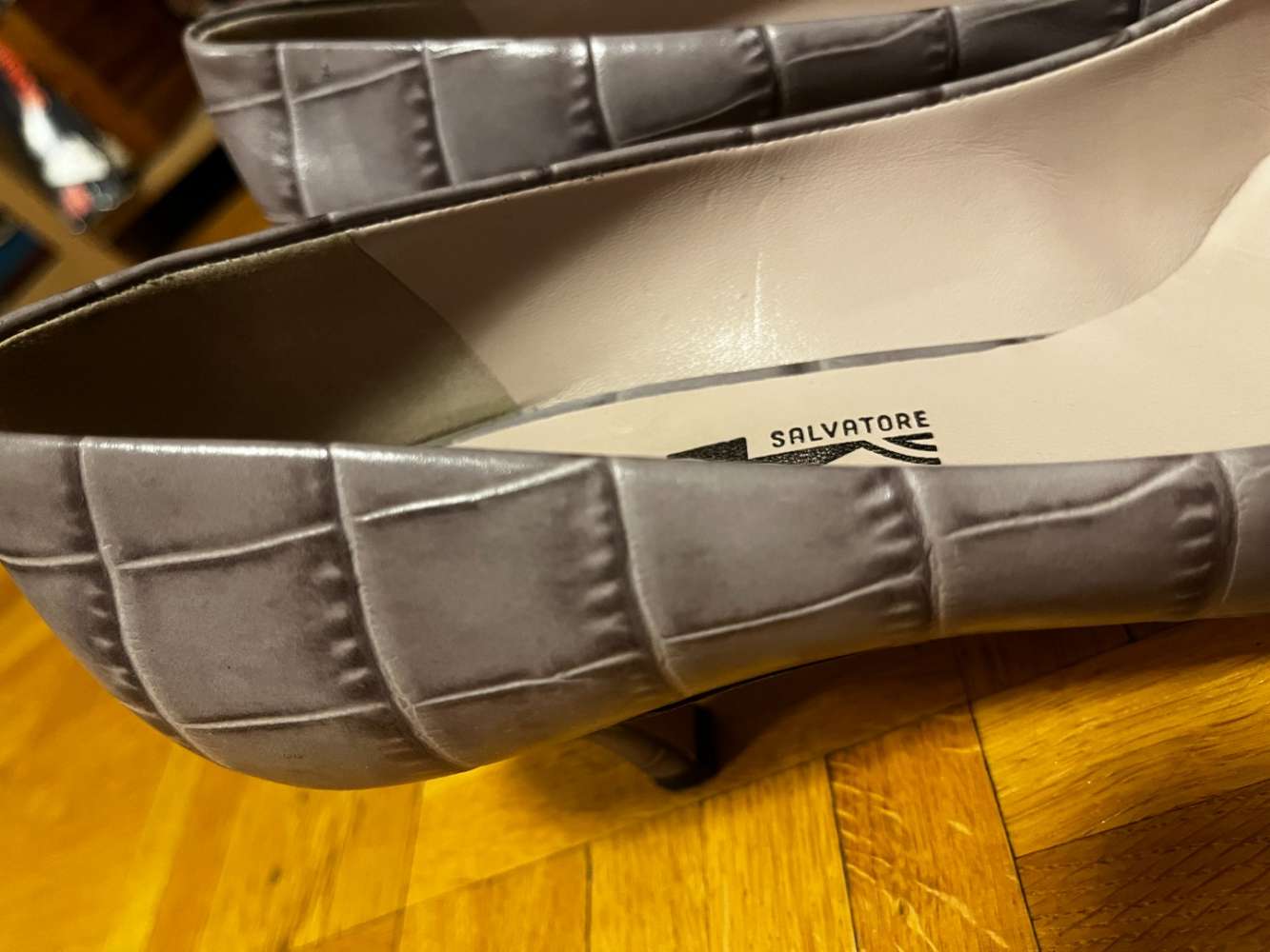 Ferragamo Vera bow pumps / mid-heel