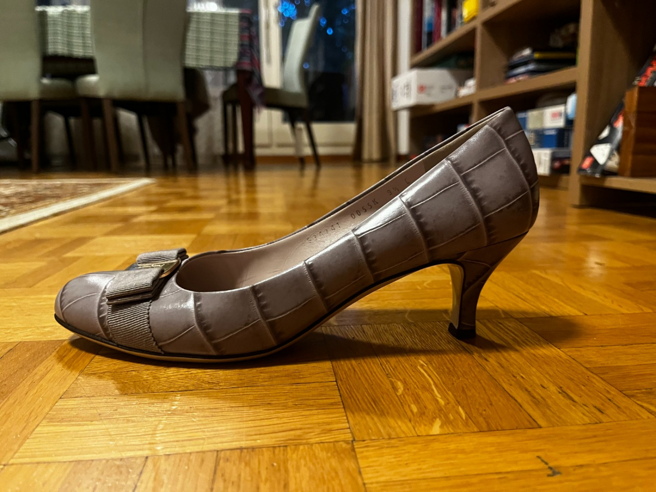 Ferragamo Vera bow pumps / mid-heel