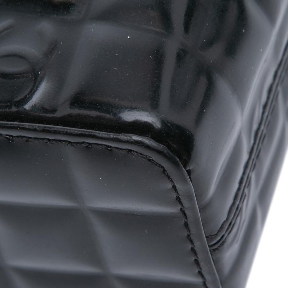 Chanel B Chanel Black Patent Leather Leather CC Chocolate Bar Patent Shoulder Bag France