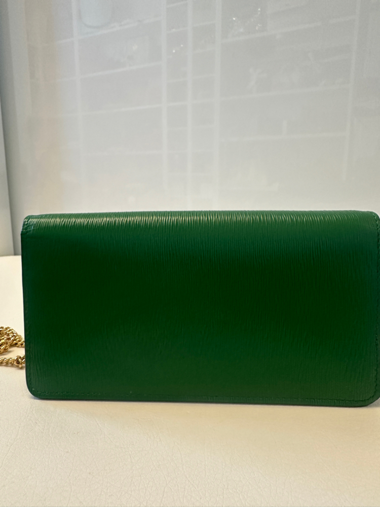 Prada Portefeuille sur chaîne