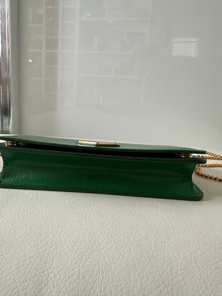Prada Portefeuille sur chaîne