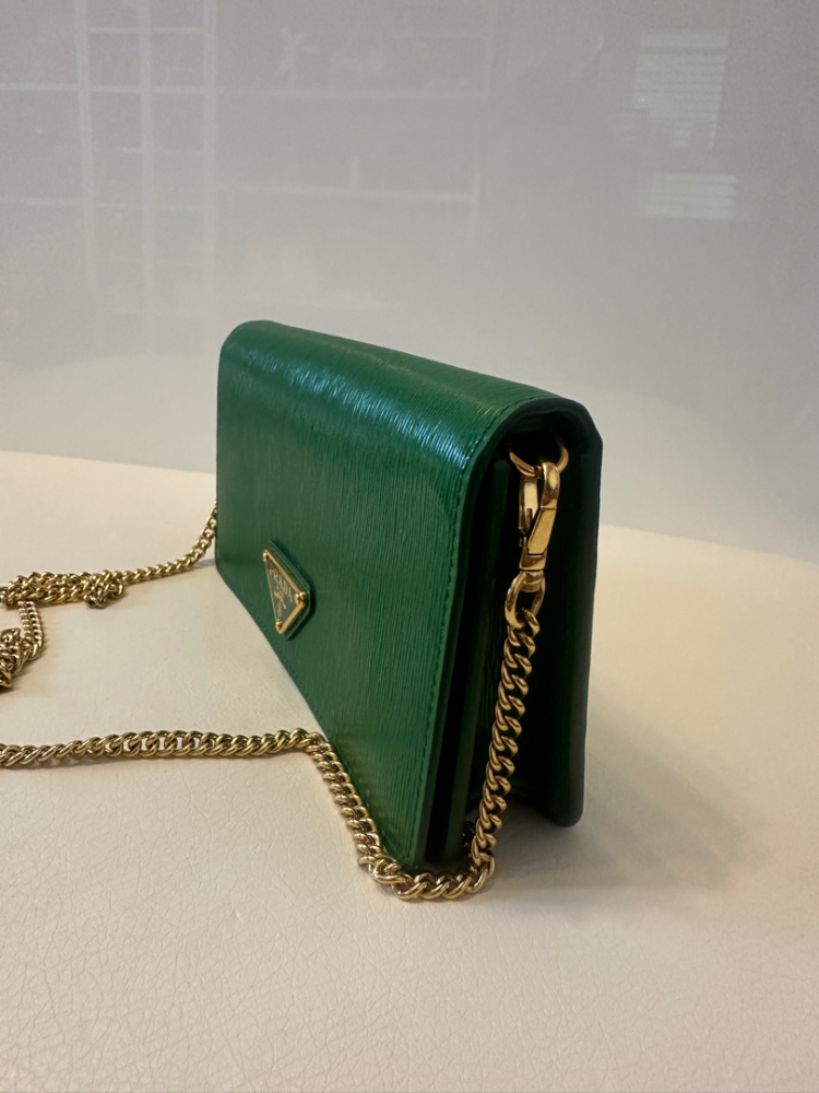 Prada Portefeuille sur chaîne