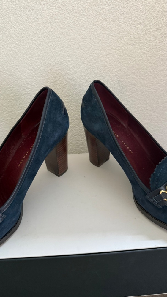 Marc by Marc Jacobs talons en daim ornés d'une souris