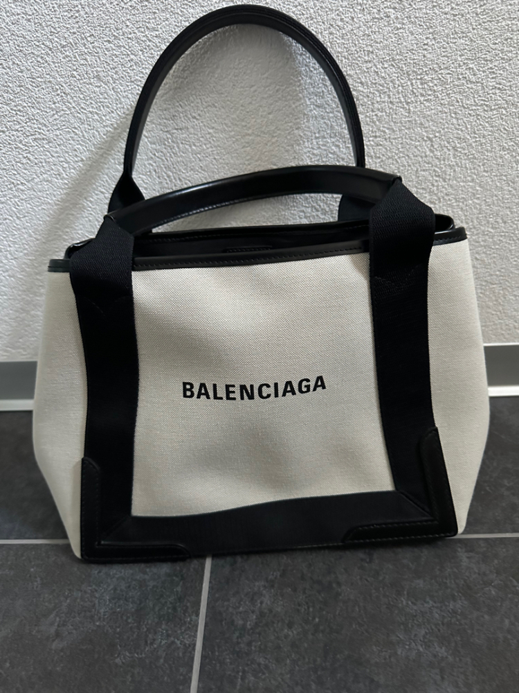 Balenciaga Cabas Navy