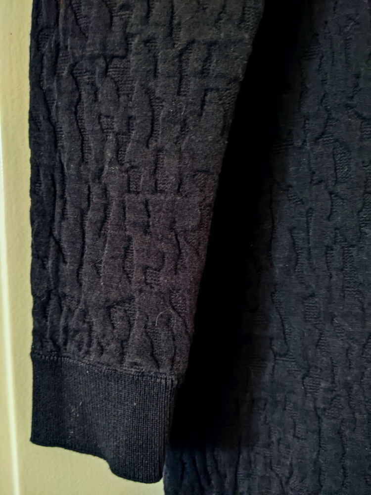 Cos Robe noire en tissu légèrement matelassé M-L