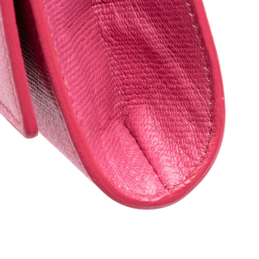 Saint Laurent B Saint Laurent Pink Calf Leather Textured skin Chyc Ligne Clutch Italy