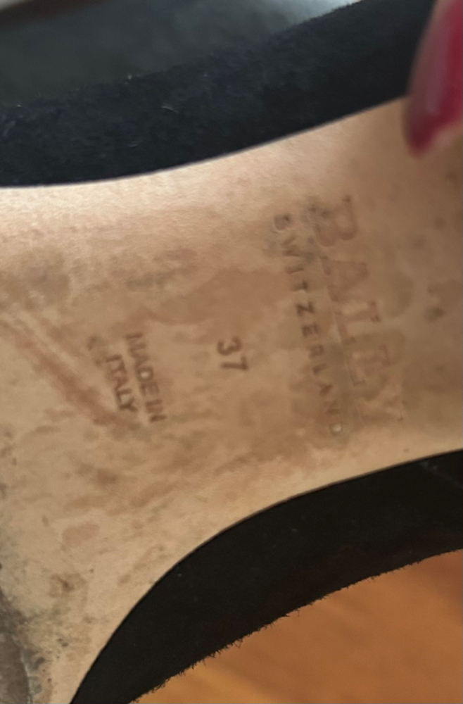 Bally Wildleder-Schnallenstiefel