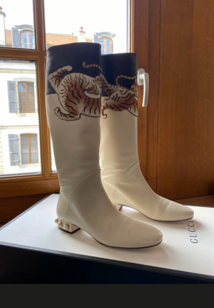 Gucci Cuire Nappa Charlotte