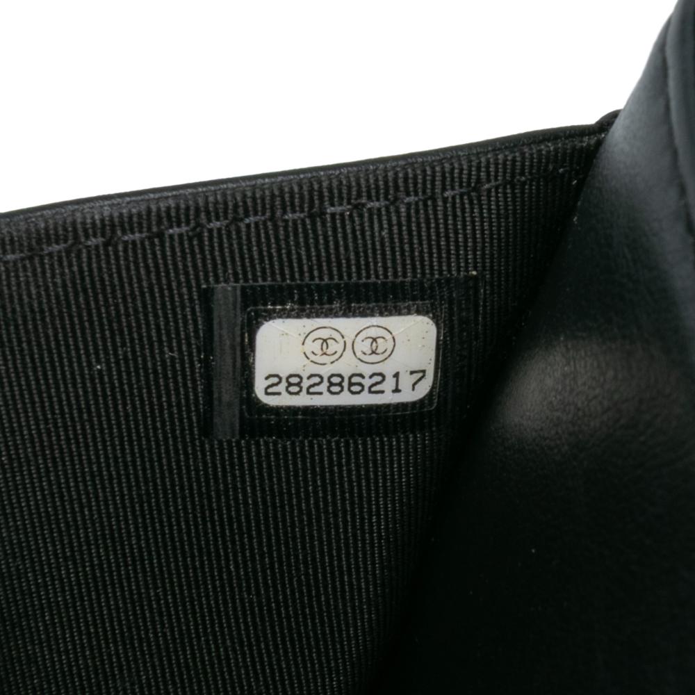 Chanel B Chanel Black Calf Leather Chevron Aged skin Gabrielle Wallet On Chain Italy