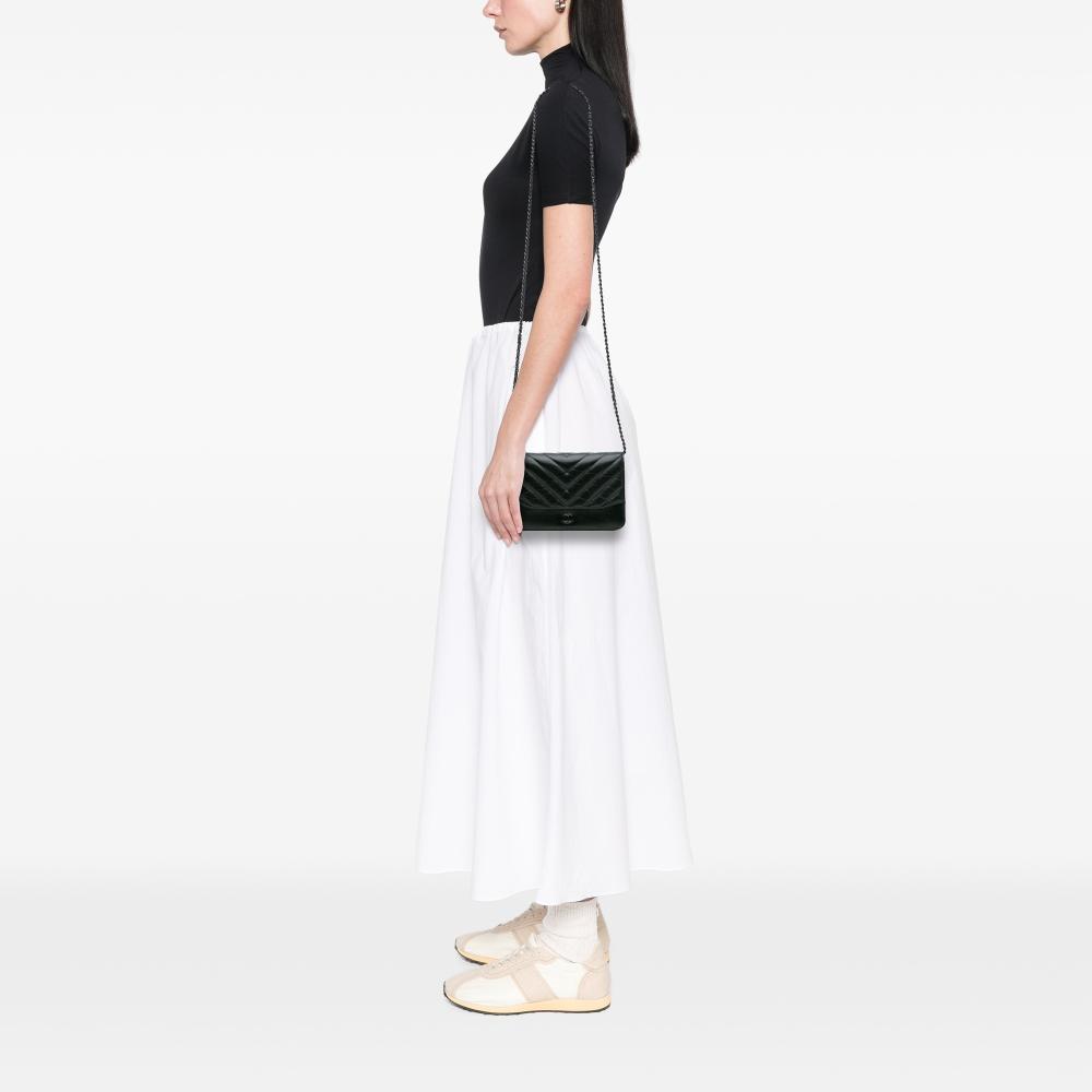 Chanel B Chanel Black Calf Leather Chevron Aged skin Gabrielle Wallet On Chain Italy