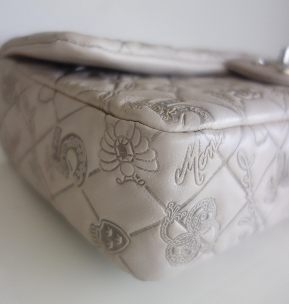 Chanel classic medium beige bag