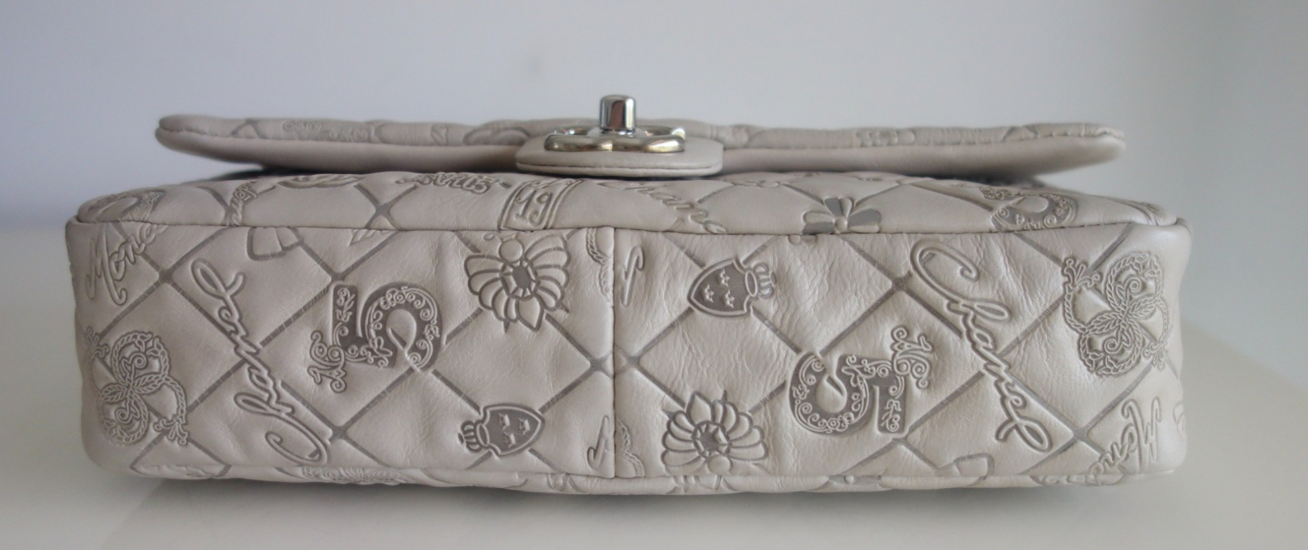 Chanel classic medium beige bag