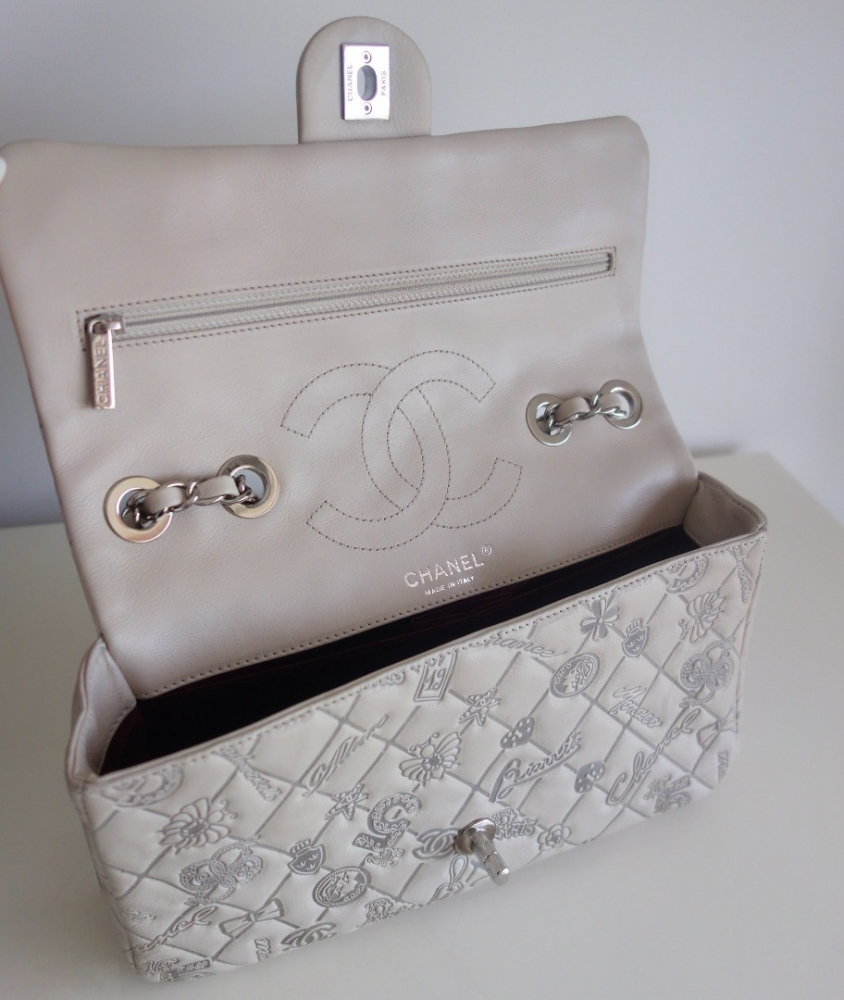 Chanel classic medium beige bag
