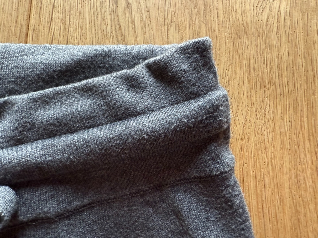 Lafayette 148 Pantalon à cordon coulissant en cachemire !