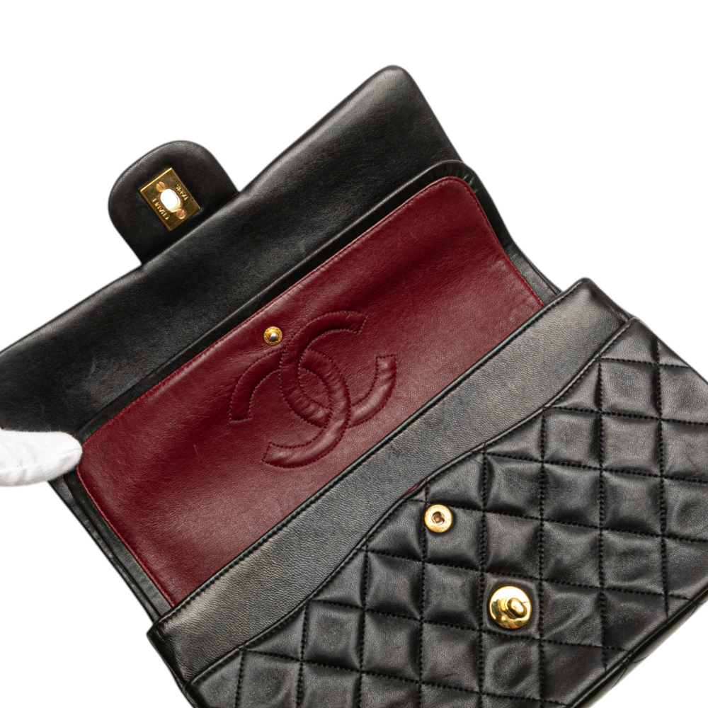 Chanel Vintage Classic Double Flap Medium Lambskin Leather Matelassè Shoulder Bag Black