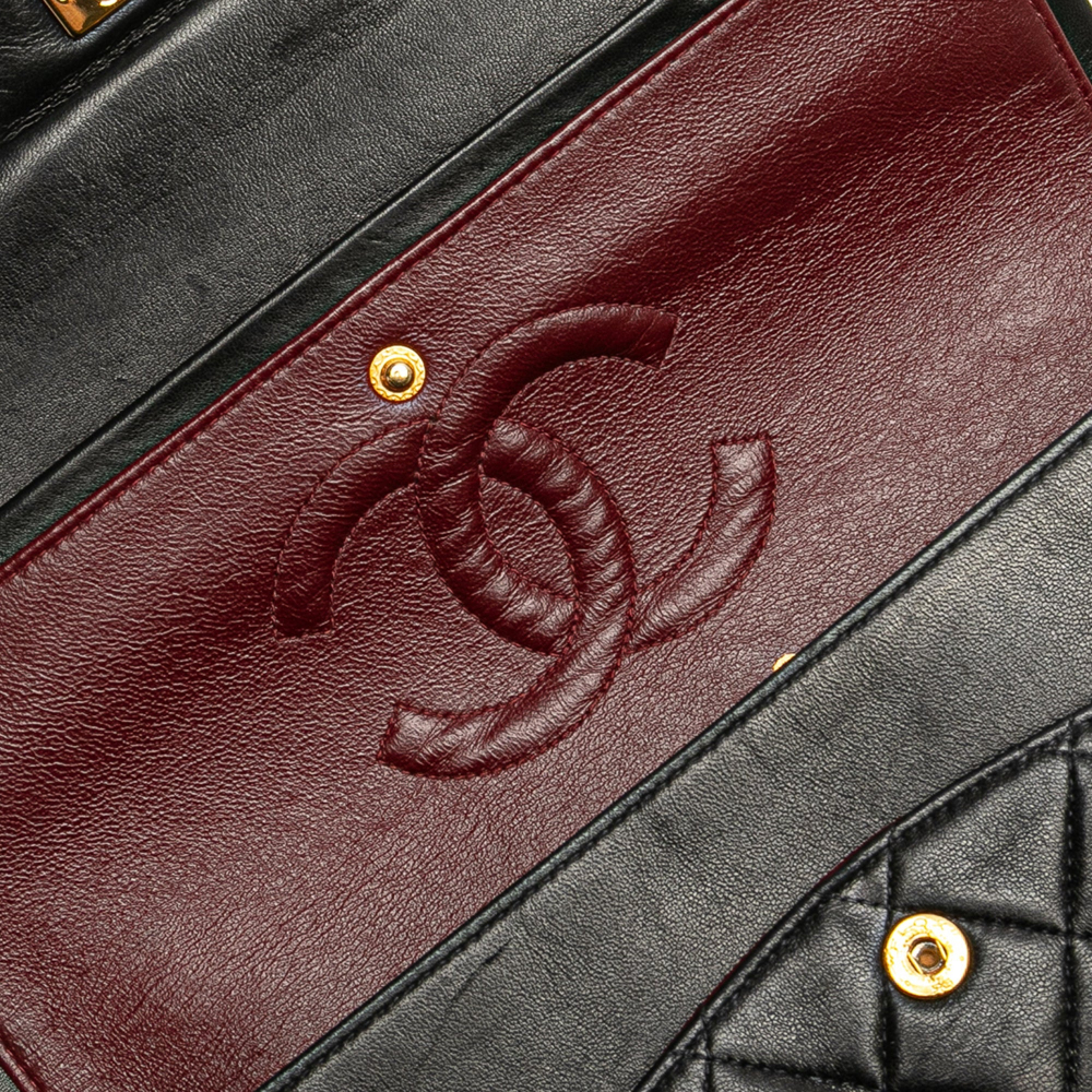 Chanel Vintage Classic Double Flap Medium Lambskin Leather Matelassè Shoulder Bag Black