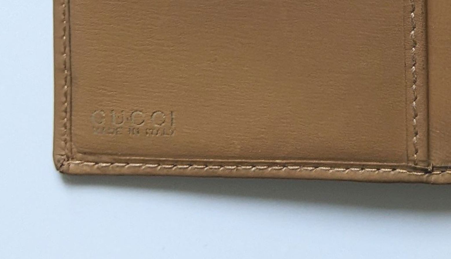 Gucci Porte-monnaie/portefeuille en cuir camel