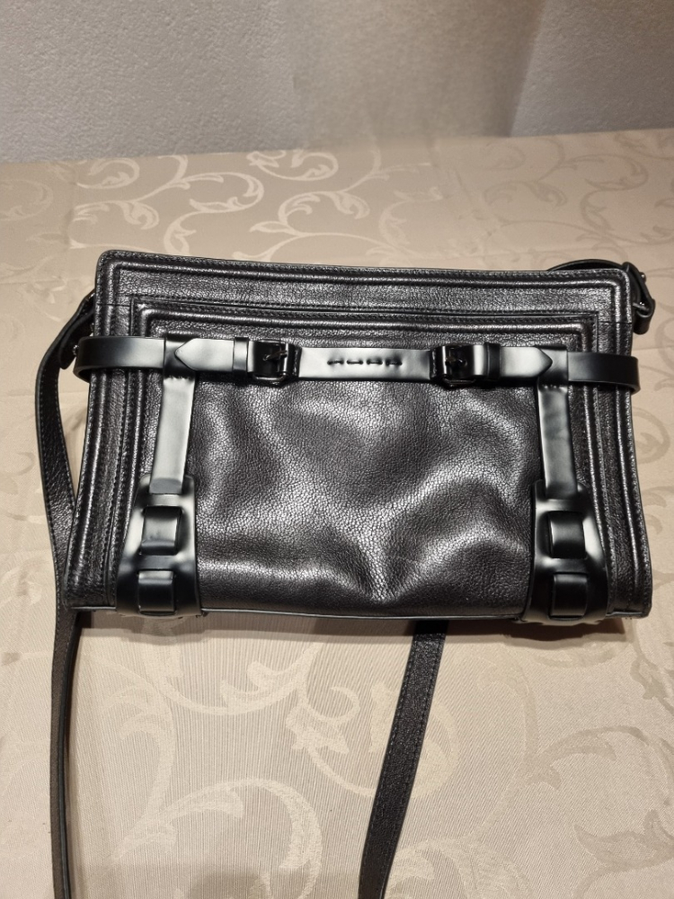 BCBG Max Azria Clutch-Tasche