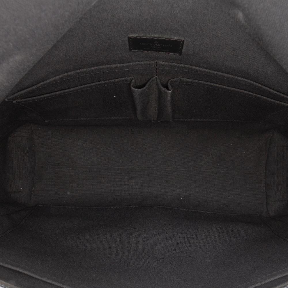 Louis Vuitton B Louis Vuitton Black Damier Canvas Fabric Damier Graphite Skyline Messenger MM France