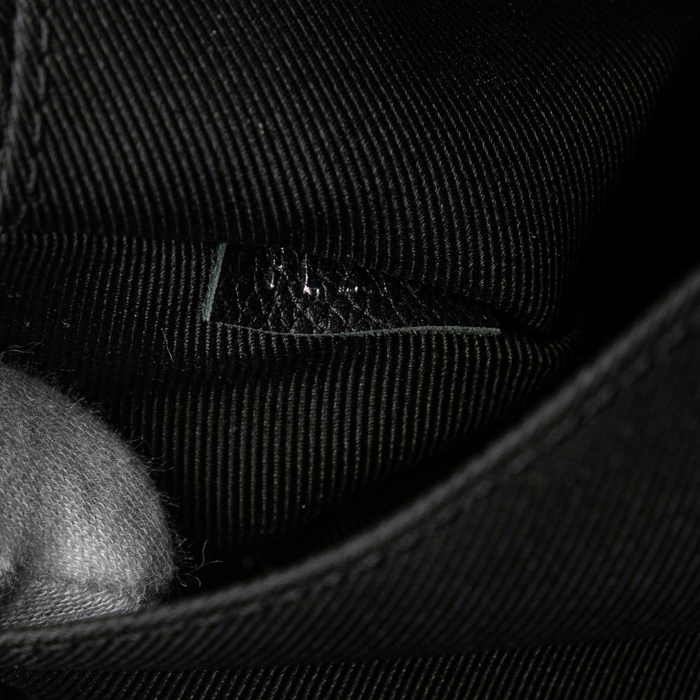 Louis Vuitton B Louis Vuitton Black Calf Leather Lockme II France