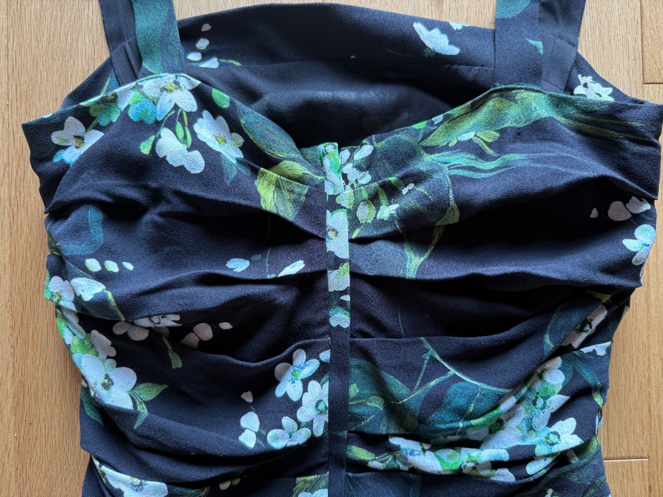 Dolce&Gabbana Robe froncée avec fleurs blanches