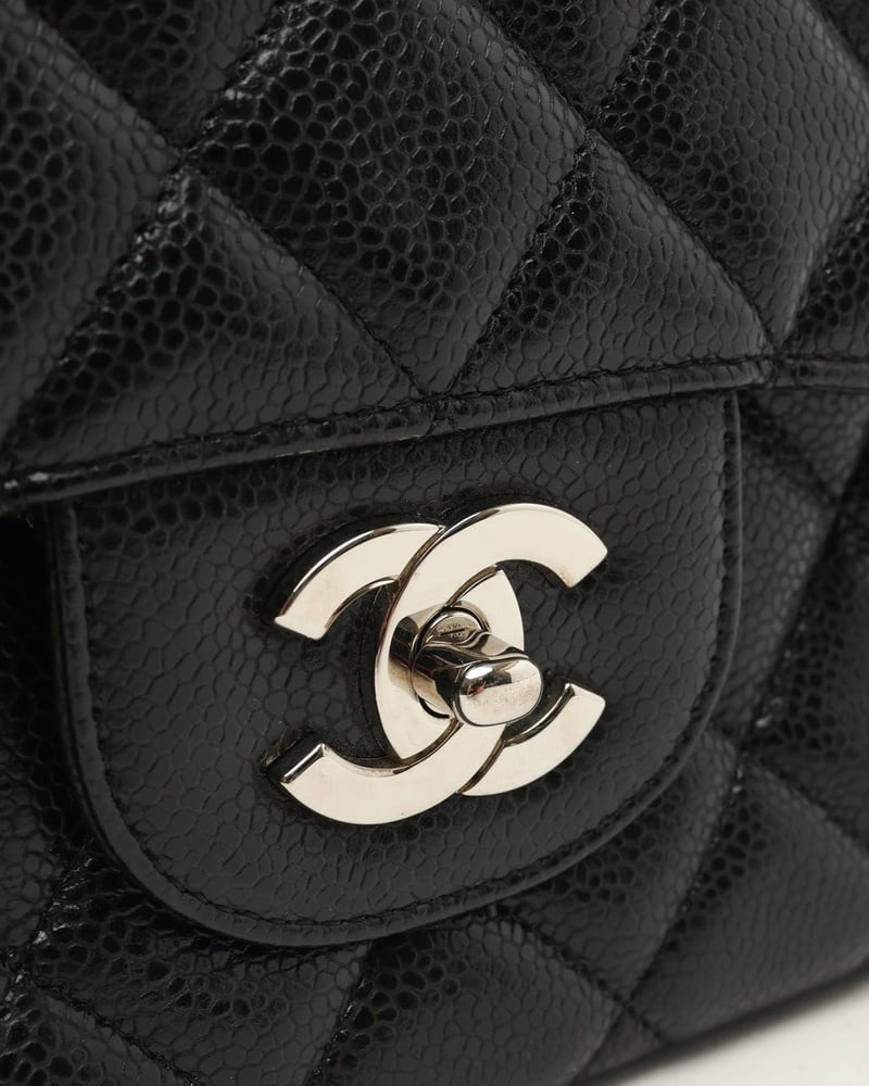 Chanel Classic Maxi Single Flap Bag