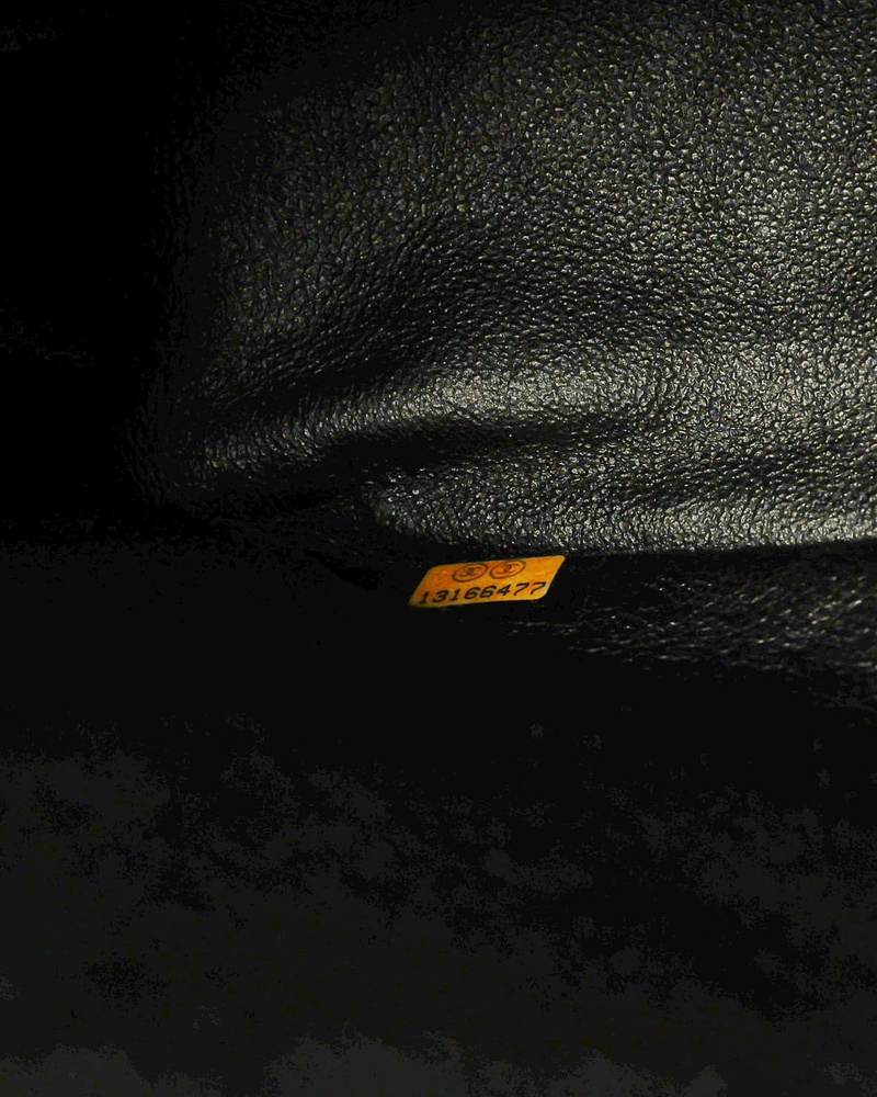 Chanel Classic Maxi Single Flap Bag