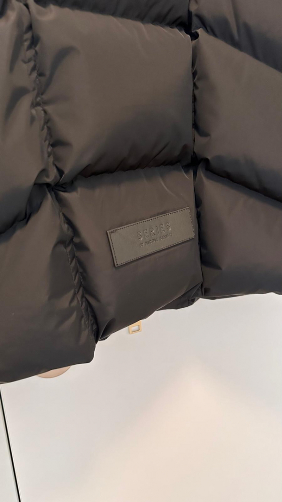 Nicole Benisti Series