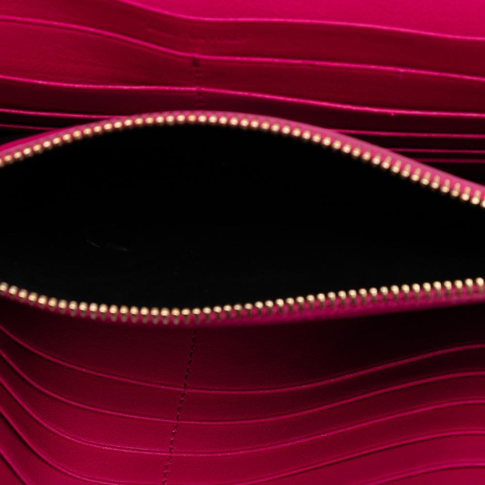 Saint Laurent B Saint Laurent Pink Dark Pink Calf Leather Chyc Ligne Wallet on Chain Italy
