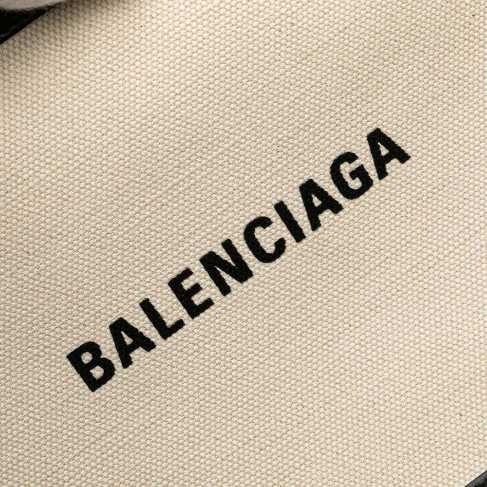 Balenciaga AB Balenciaga White Canvas Fabric M Navy Clip Clutch Italy