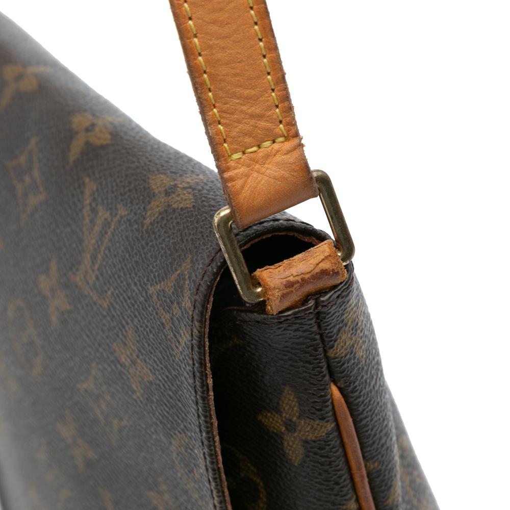 Louis Vuitton B Louis Vuitton Brown Monogram Canvas Fabric Monogram Musette Salsa Short Strap Spain