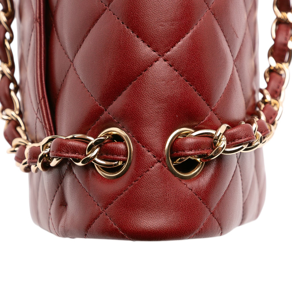 Chanel Classic Double Flap Jumbo Lambskin Leather Matelassè Handbag Red