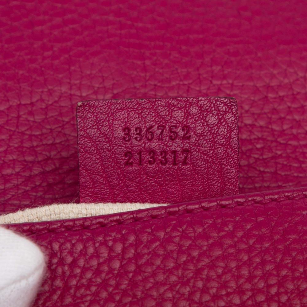 Gucci B Gucci Pink Calf Leather Medium Soho Chain Flap Crossbody Italy