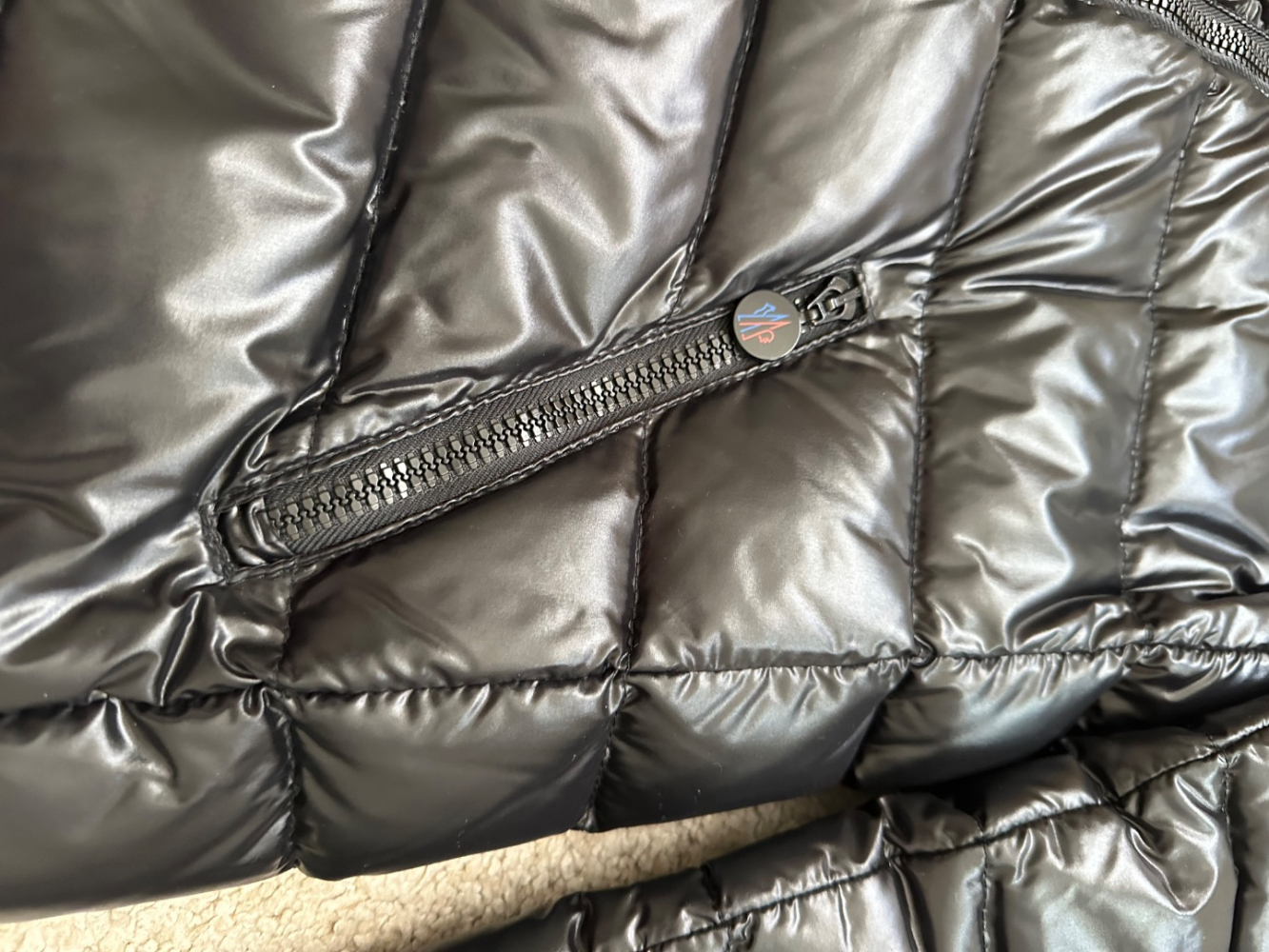 Moncler Langer Daunenmantel