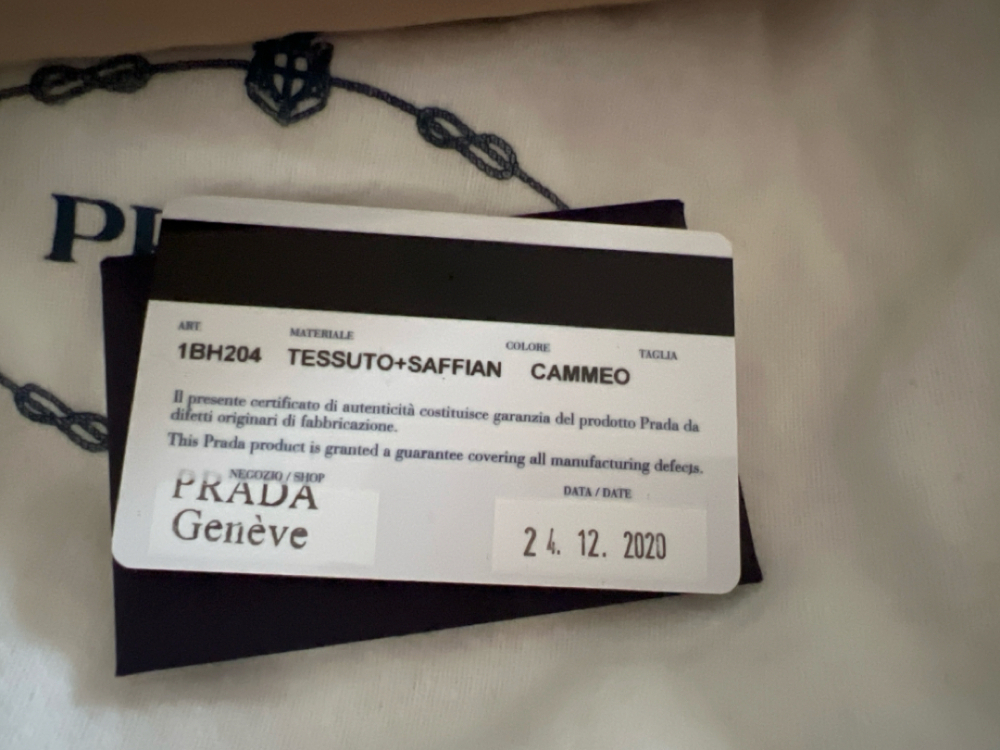 Prada Re-Edition 2005