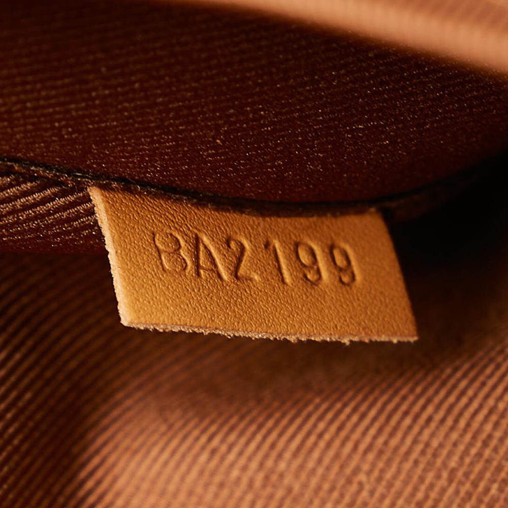 Louis Vuitton B Louis Vuitton Brown Monogram Canvas Fabric Monogram Soft Trunk Messenger MM France