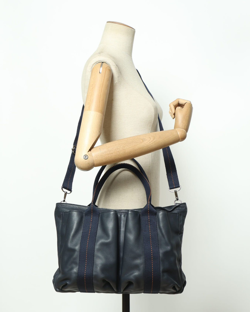 Hermès Caravan Horizontal MM Tote Bag