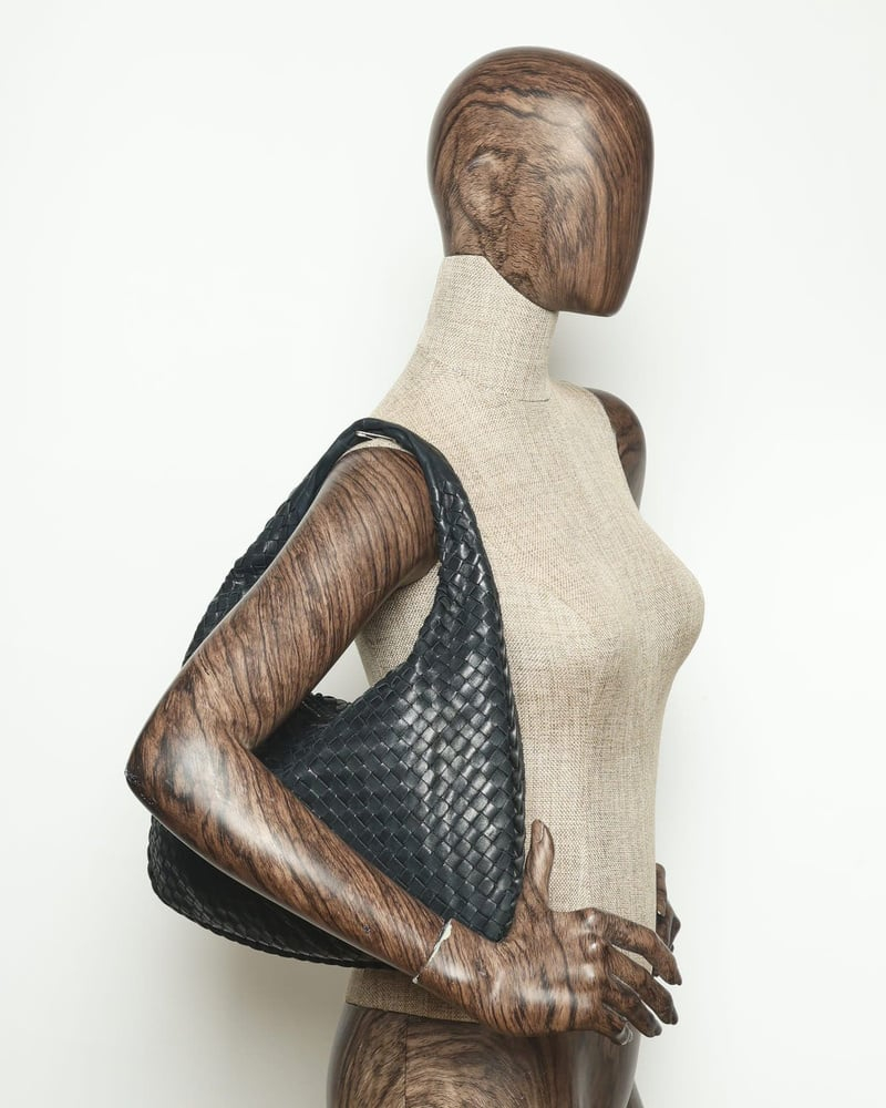 Bottega Veneta Medium Intrecciato Hobo Bag