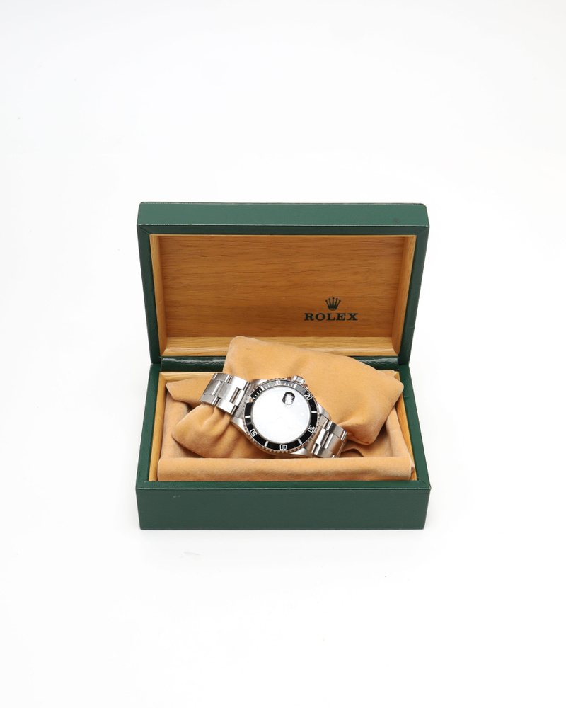 Rolex Submariner 40mm Ref 16610 1991 Watch