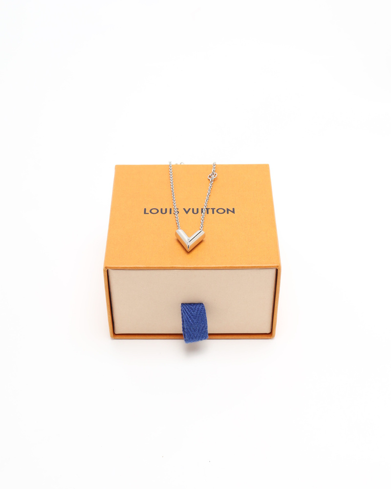 Louis Vuitton Essential V Necklace