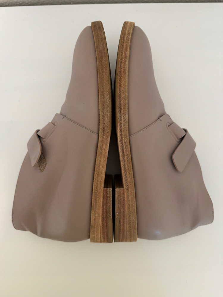 Balenciaga Leather ankle boots