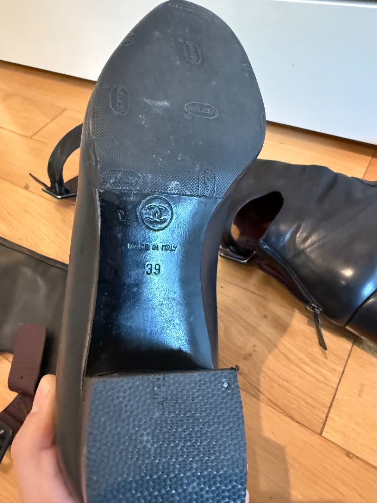 Chanel Wunderschöne hohe Stiefel