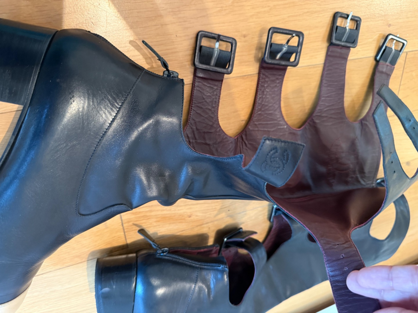 Chanel Wunderschöne hohe Stiefel