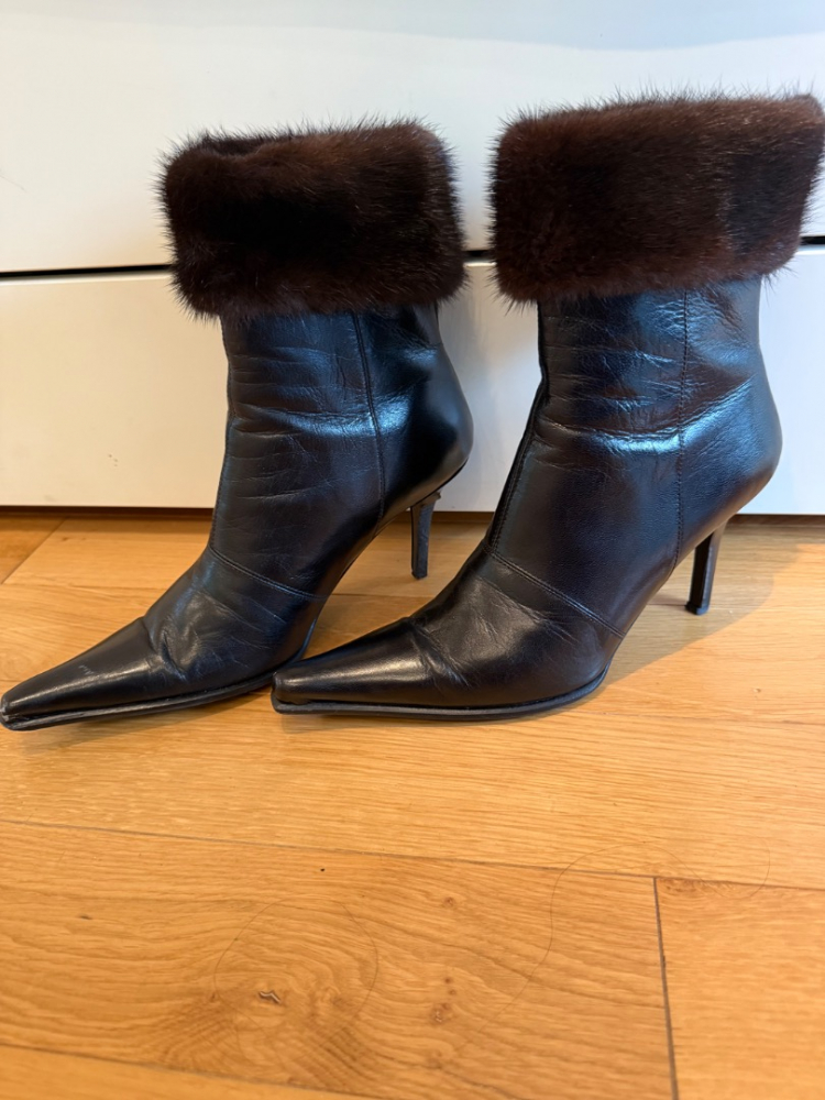 Bon Génie Grieder Mink boots