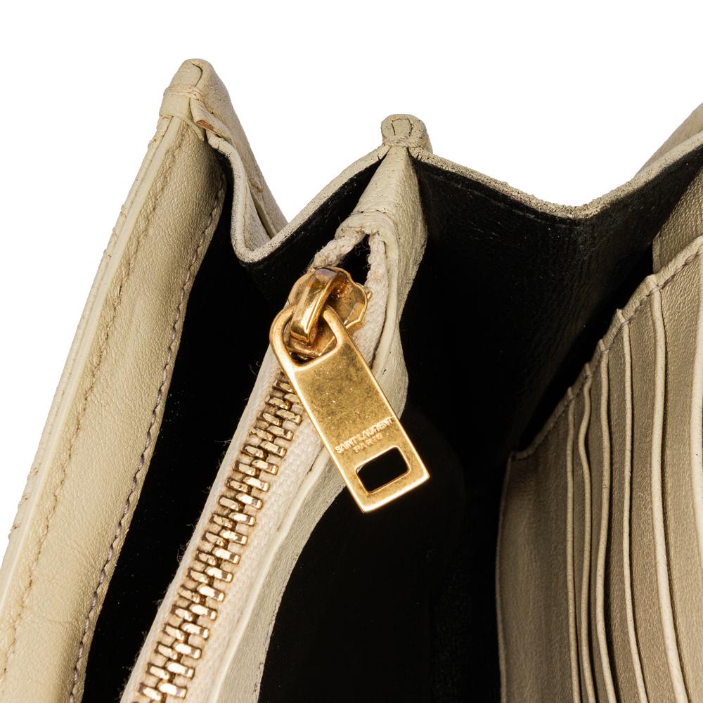 Saint Laurent B Saint Laurent White Lambskin Leather Leather Quilted Lambskin Diamond Becky Chain Wallet Italy