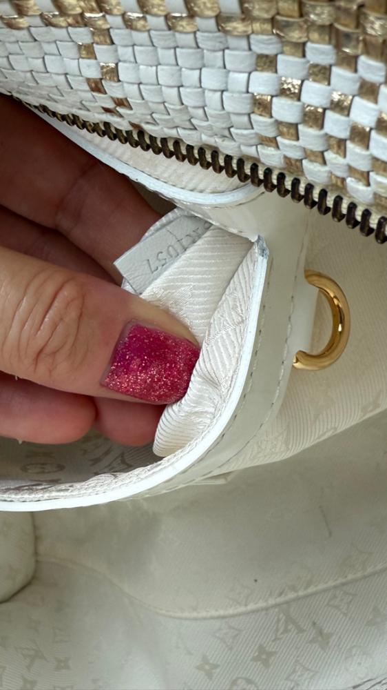 Louis Vuitton Barbès