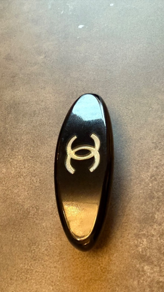 Chanel Pince à cheveux
