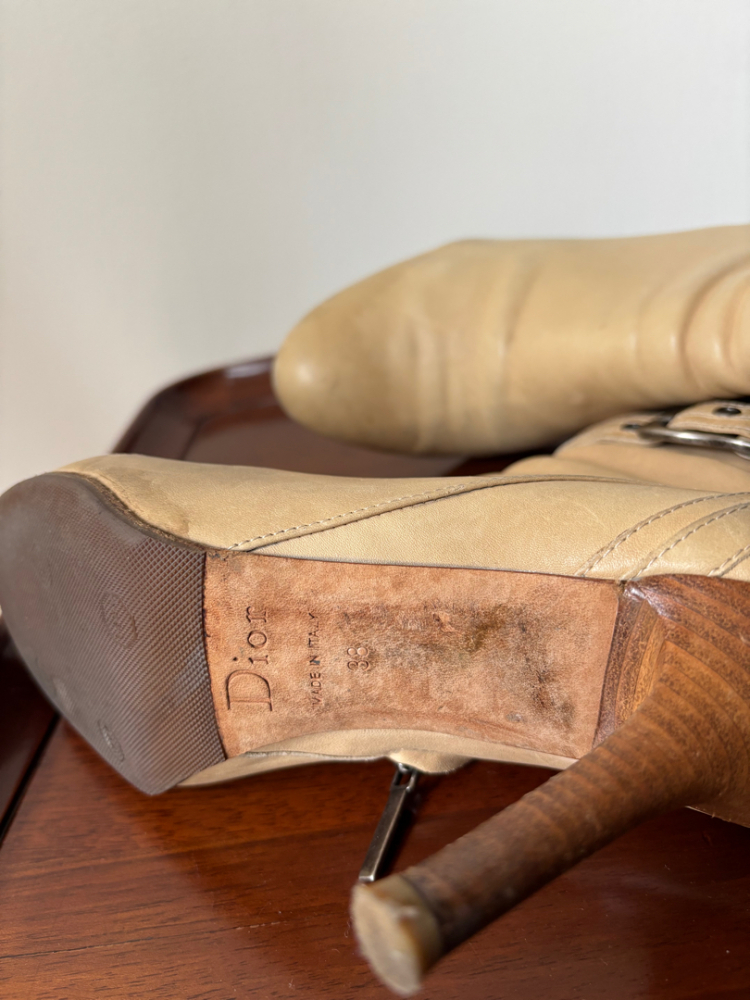 Dior Beige