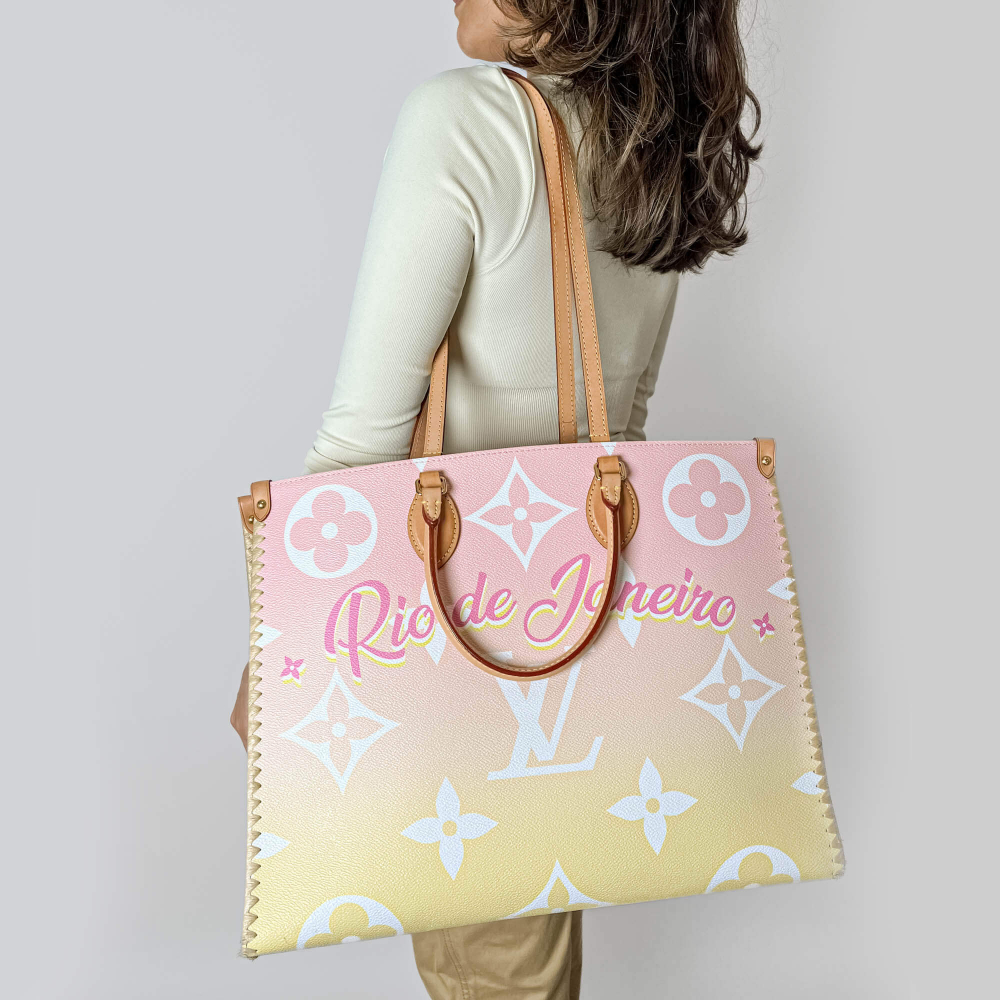 Louis Vuitton Onthego GM By The Pool Canvas Shopper Handbag Giant monogram