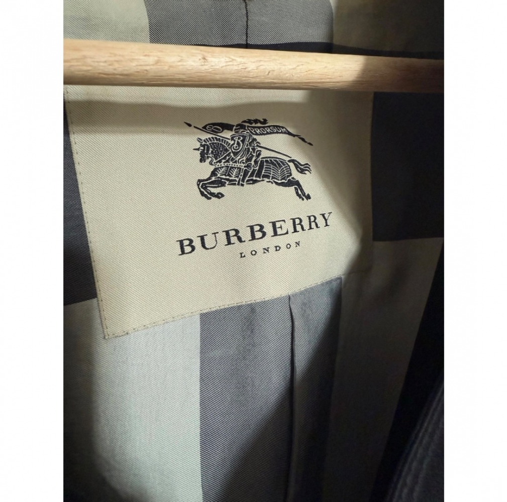 Burberry Trenchcoat
